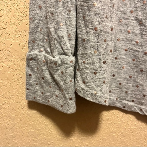 LOFT, Long Sleeve Light Weight, Gray with Gold Dots Shirt, Size Medium - Picture 5 of 9